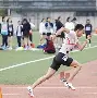 爱游戏入口-岭北鲸鲨队鏖战西城黑豹队，田径半决赛读秒绝平，转换速度占优。观赏性拉满